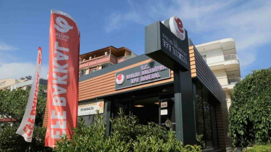 Efeler'de 'Yüzde Yüz Kadın Emeği Tarımsal Ürün Fabrikası' Türkiye'ye örnek oluyor