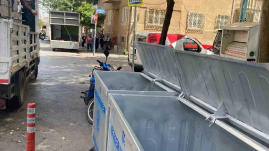 Efeler'de çöp konteynerlerinin sayısı arttı