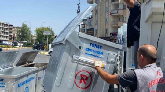 Efeler'de çöp konteynerlerinin sayısı arttı