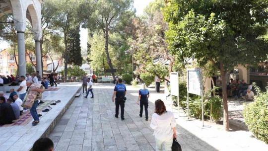 Efeler'de dilenci operasyonu