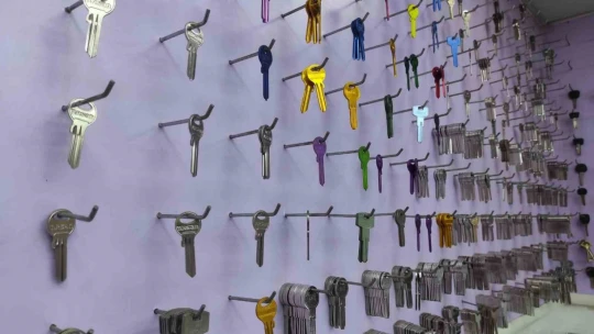 Efeler'de en düşük çilingir hizmeti 80 TL oldu