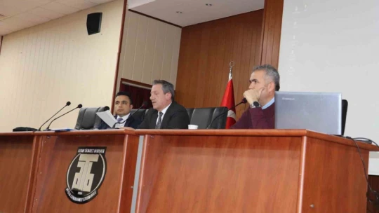 Efeler'de hayvancılık eğitimleri hız kesmiyor