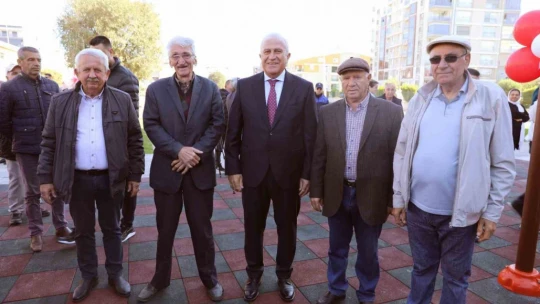 Efeler'de Memiş Dinç Parkı hizmete açıldı