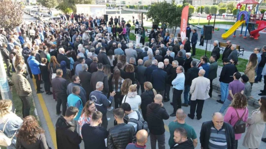 Efeler'de Memiş Dinç Parkı hizmete açıldı