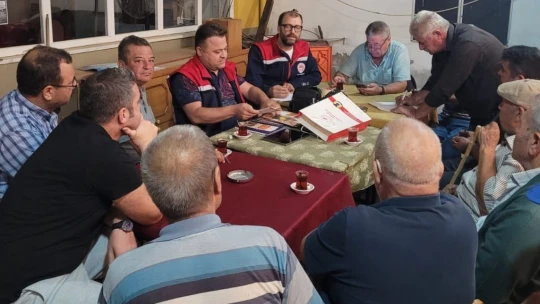 Efeler'de üreticilere yönelik gece eğitimleri sürüyor