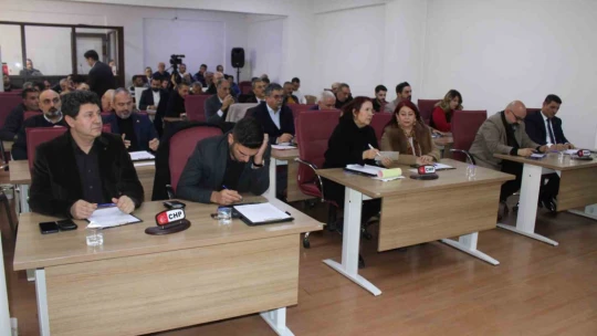 Efeler'de yılın ilk meclis toplantısı gerçekleştirildi