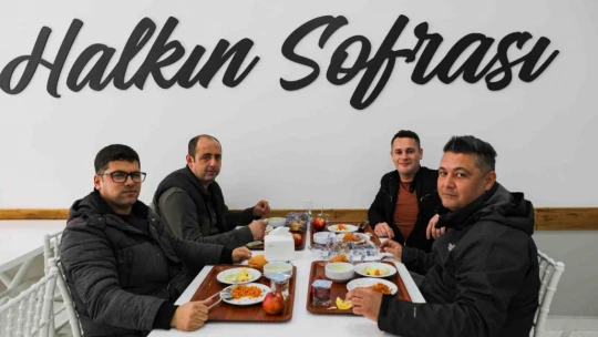 Efeler'deki Kent Lokantası'na vatandaşlardan yoğun ilgi