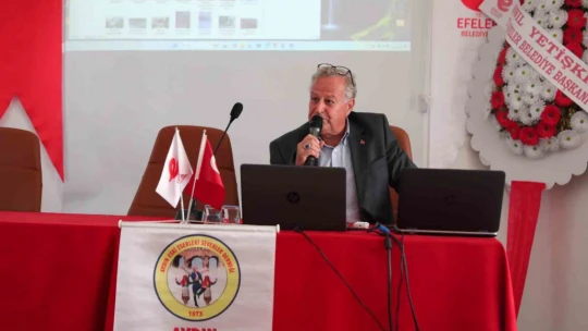 Efeler'den Cumhuriyet Bayramı'nda anlamlı söyleşi
