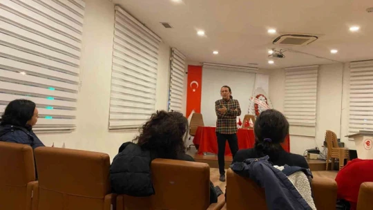 Efeler'den senaryo kursu
