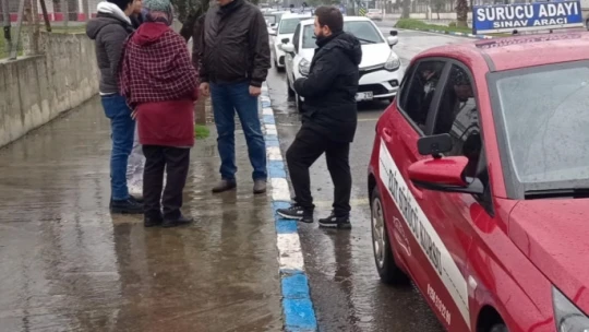 Efeler İlçe Milli Eğitim Müdürü Özcan, MTSK direksiyon sınavını inceledi