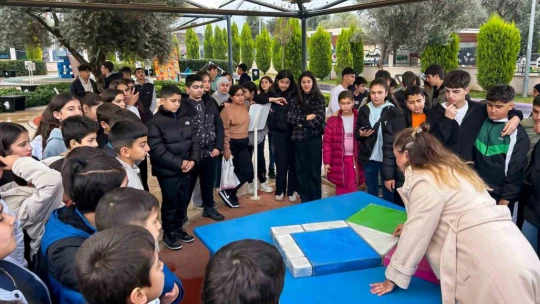 Efeler'in Bilim Parkı Nazillili öğrencileri ağırladı