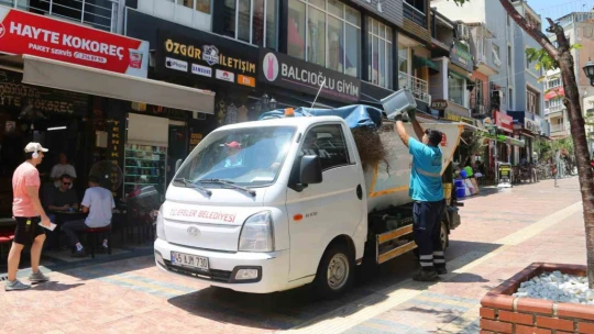 Efeler'in dar sokaklarına 'Çöp Taksi' çözümü