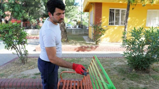 Efeler'in parkları yenileniyor