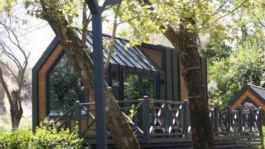 Efeler'in tatil merkezi: Doğa Otel ve Restaurant