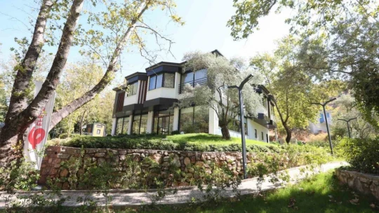 Efeler'in tatil merkezi: Doğa Otel ve Restaurant