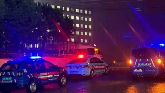 Efeler jandarmasından 'sıcak nokta' uygulaması