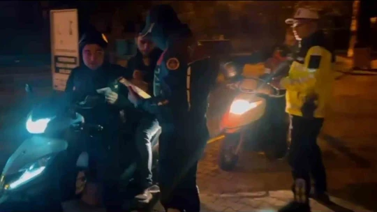 Efeler jandarmasından 'sıcak nokta' uygulaması