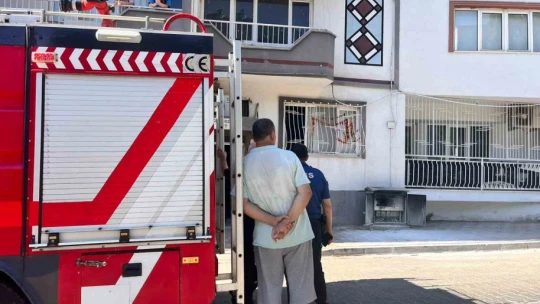 Elektrik panosunda çıkan yangın ekipleri harekete geçirdi