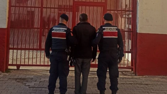 Eş zamanlı operasyonlarda 60 şahıs yakalandı