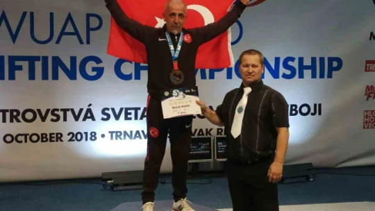 Eşi 'kendini toparla' dedi, Türkiye ve Avrupa şampiyonu oldu