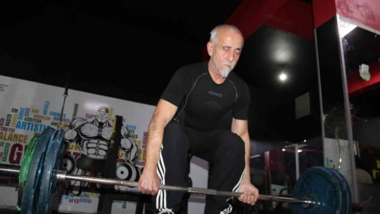 Eşi 'kendini toparla' dedi, Türkiye ve Avrupa şampiyonu oldu