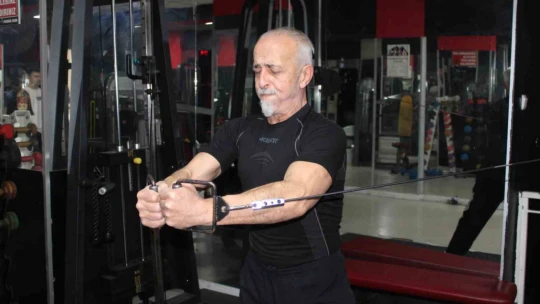 Eşi 'kendini toparla' dedi, Türkiye ve Avrupa şampiyonu oldu