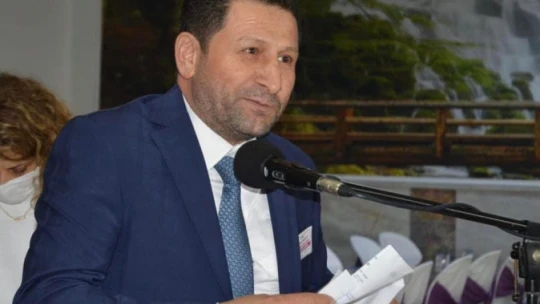 Eski Başkan Kadı'dan Kurban uyarısı: 'Kırmızı önlük giyene kurban kestirmeyin'