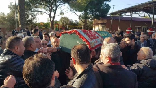 Eski başkanın annesi son yolculuğuna uğurlandı