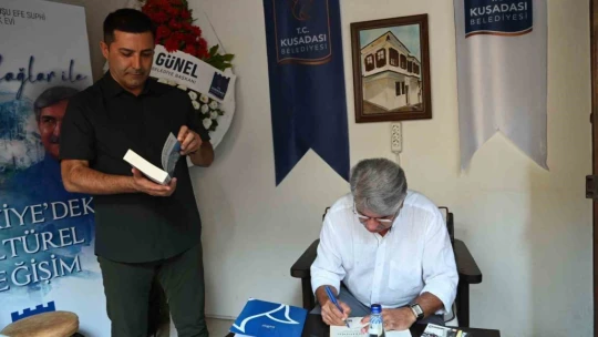 Eski Devlet Bakanı Sağlar: 'Kuşadası, Başkan Günel vizyonu ile kültür sanat kenti oldu'