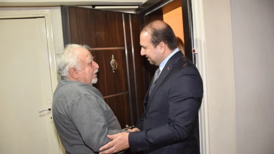 Evde sağlık hizmeti alan hastalar takip ediliyor