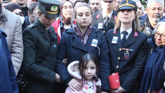 Evlilik yıl dönümünde şehit düştü, kızının doğum gününde toprağa verildi