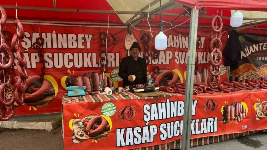 Festival bahane, yöresel lezzetler şahane