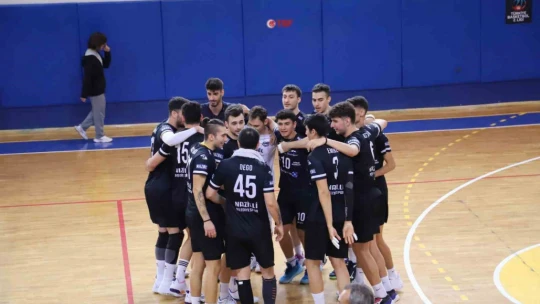 Filenin efeleri rakibini boş gönderdi