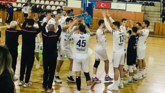 Filenin efelerinden deplasmanda net skor