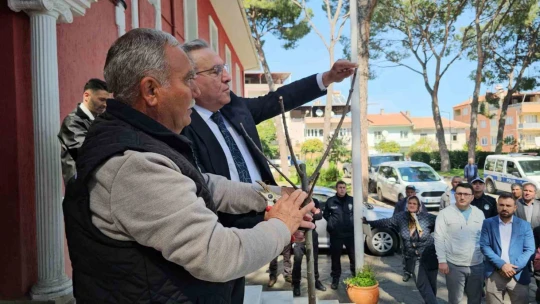 Gal arısı zararlısına karşı geliştirilen kestane fidanları üreticiye dağıtıldı