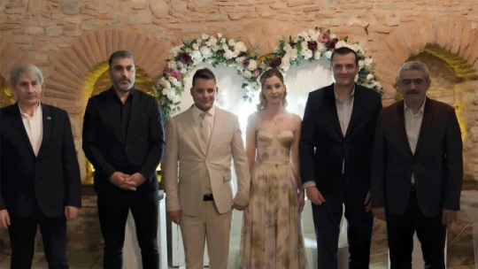 Gazeteci Aydemir, evlilik yolunda ilk adımı attı