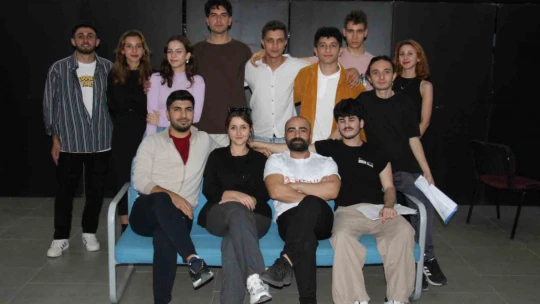 Geleceğin tiyatrocuları burada yetişiyor