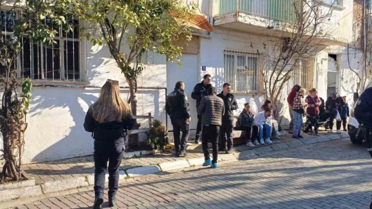 Genç kadın evinde ölü bulundu