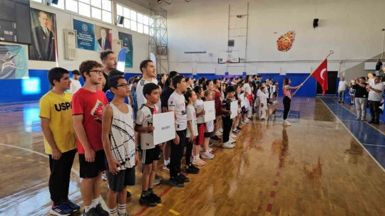 Genç sporcular 'Amatör Spor Haftası'nda buluştu