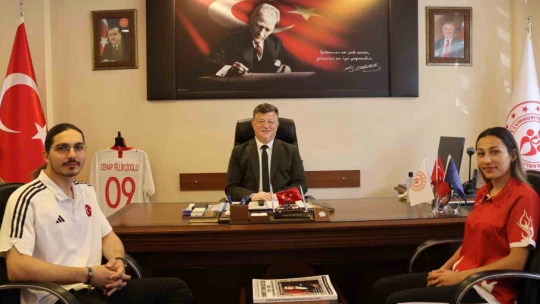 Genç sporcular koltuğu devraldı