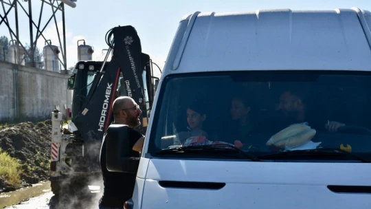 Germencik Belediye Başkanı Zencirci yol sorununu yerinde inceledi