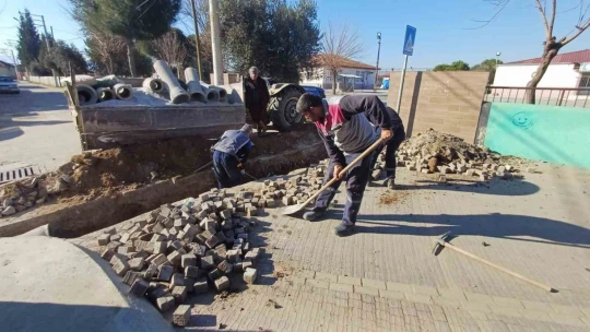 Germencik Belediyesi yol çalışmalarını sürdürüyor