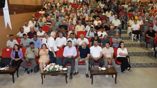 Germencik'te 'İncir Siyah Sineği ve Hastalıkları Eğitim Toplantısı' düzenlendi