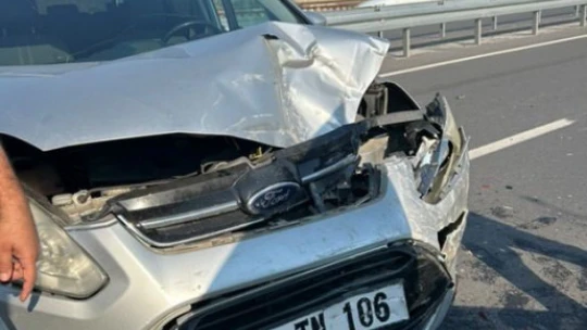 Germencik'te 3 araçlı trafik kazası: 4 yaralı