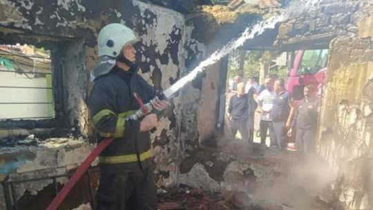 Germencik'te çıkan yangında 1 kişi hayatını kaybetti