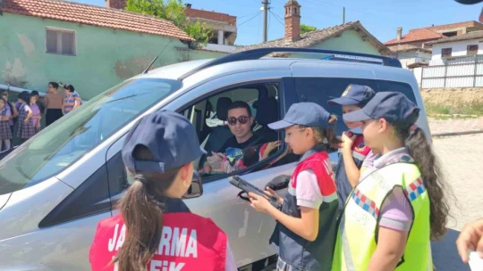 Germencik'te öğrencilere uygulamalı trafik eğitimi