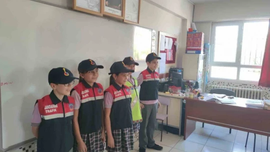 Germencik'te öğrencilere uygulamalı trafik eğitimi