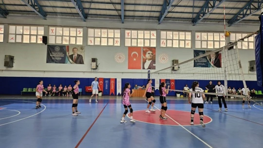 Germencik'te Zafer Kupası Voleybol Turnuvası düzenlendi
