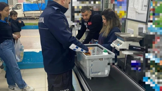 Germencik'te zincir marketler denetlendi