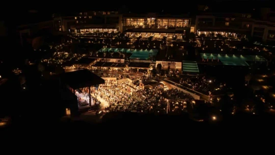 Gipsy Kings by Andre Reyes ve ASH, Didim'de sahne aldı